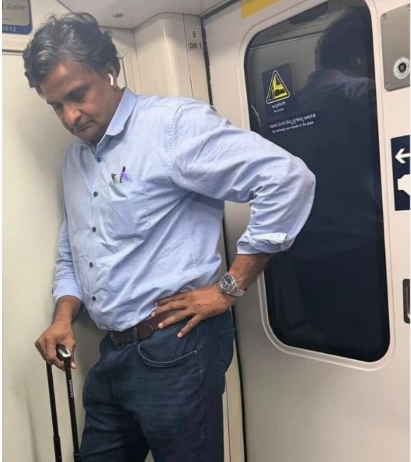 Javagal Srinath’s Namma Metro photograph goes viral Javagal Srinath travelling on Bengaluru Metro. Photo circulating on X, via India Today