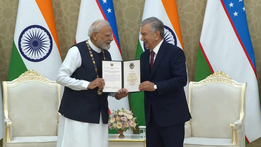 PM Modi conferred Uzbekistan’s highest honour, the Oliy Darajali Do’stlik Order Prime Minister Narendra Modi being conferred the Oliy Darajali Do'stlik Order by Uzbekistan President Shavkat Mirziyoyev in Tashkent. Photo: PTI, via The Hindu